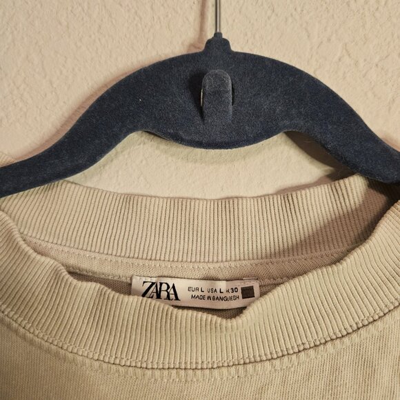 Sleeveless Crop Tee - Picture 2 of 2